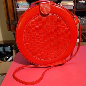 Vtg Gino Red Woven Round Leather Crossbody Bag